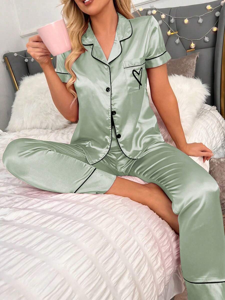 Two-Pieces Set Of Short-Sleeved Top And Long Pants Pajamas With Silk-Like Texture And Embroidered Hearts Two-Pieces Set Of Short-Sleeved Top And Long Pants Pajamas With Silk-Like Texture And Embroidered Hearts