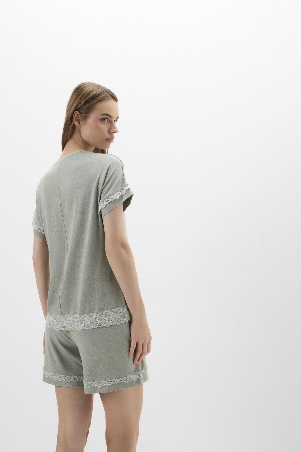 Lace Trim Short Pajamas in Modal Lace Trim Short Pajamas in Modal