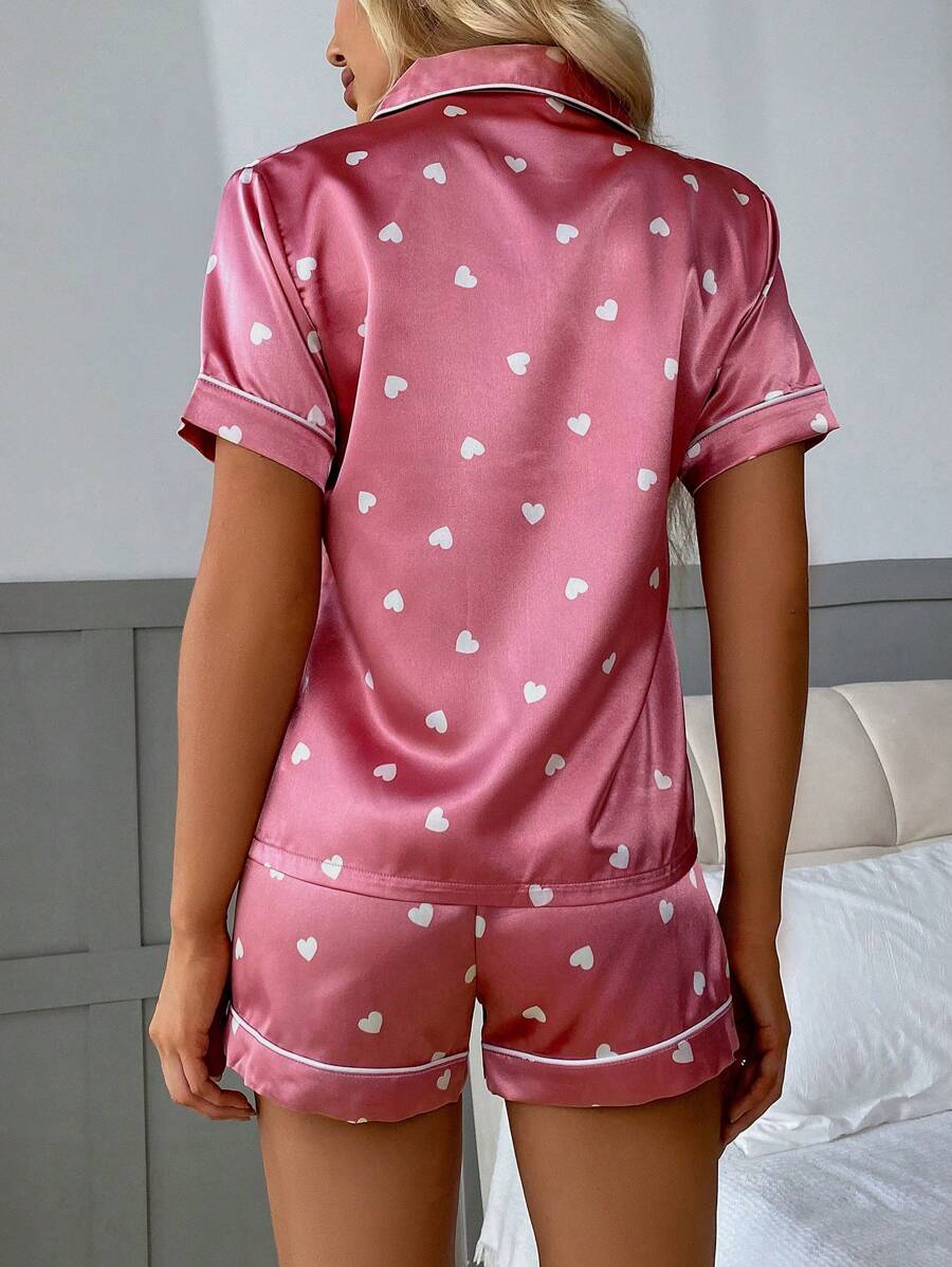 Imitated Silk Heart Print Short Sleeve Top And Shorts Pajamas Set Imitated Silk Heart Print Short Sleeve Top And Shorts Pajamas Set