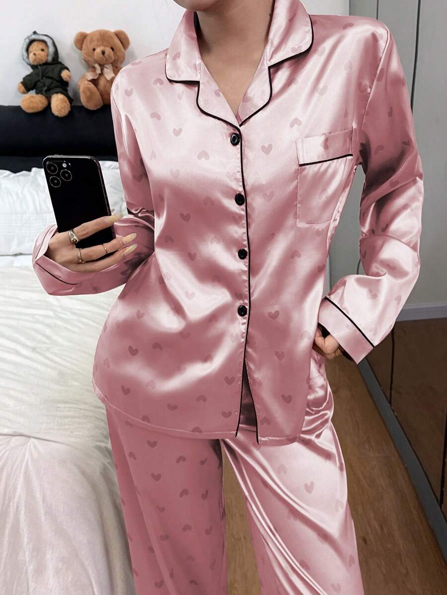 Faux Silk Heart Print Long Sleeve & Pants Pajama Set Faux Silk Heart Print Long Sleeve & Pants Pajama Set